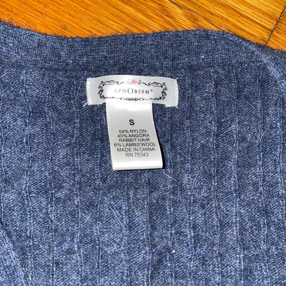 Sweater - Picture 2 of 2